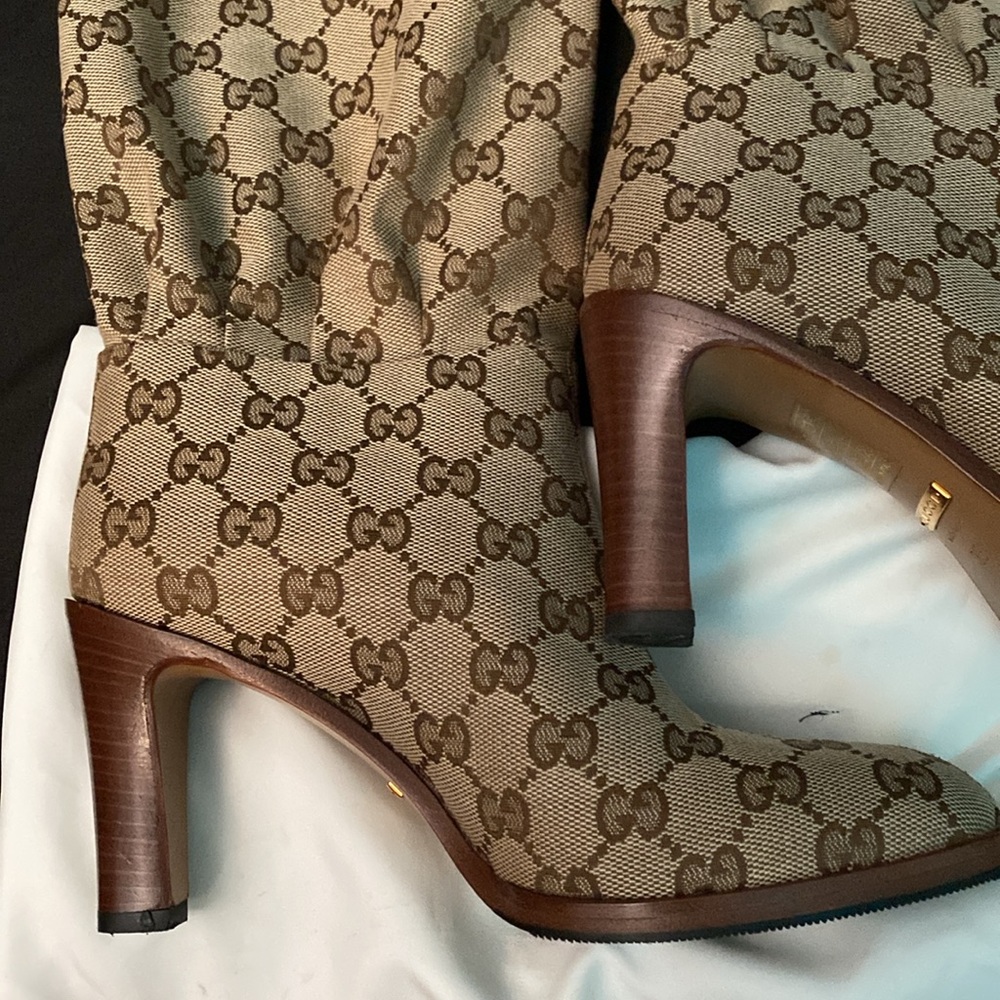 GUCCi monogram OVER THE KNEE boots😍 - Picture 6 of 11